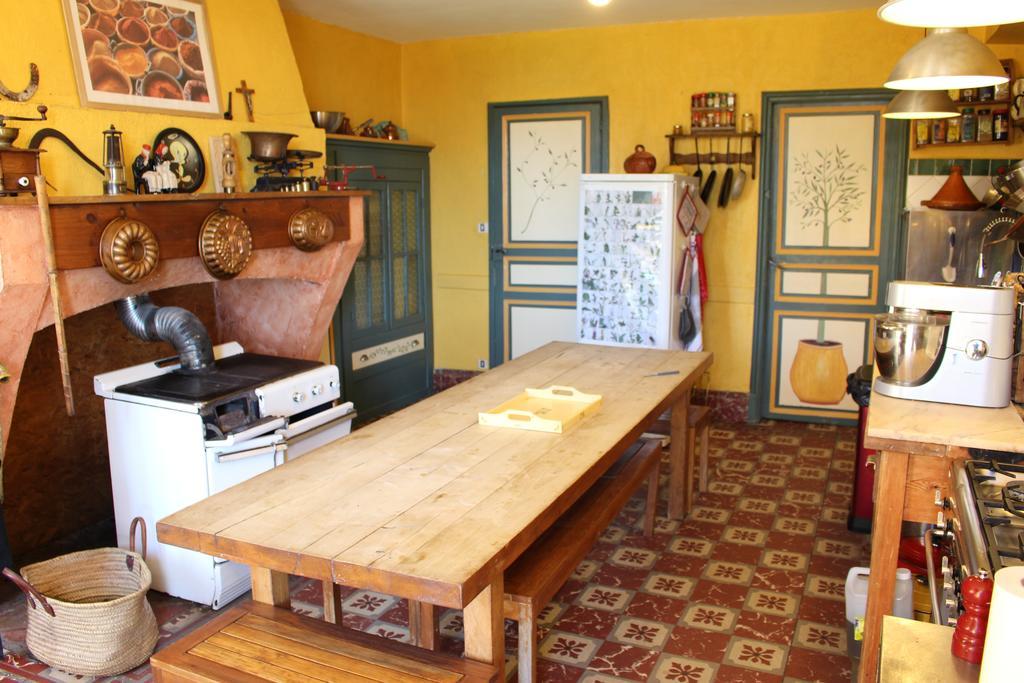 Chateau De Villeneuve - Montolieu エクステリア 写真