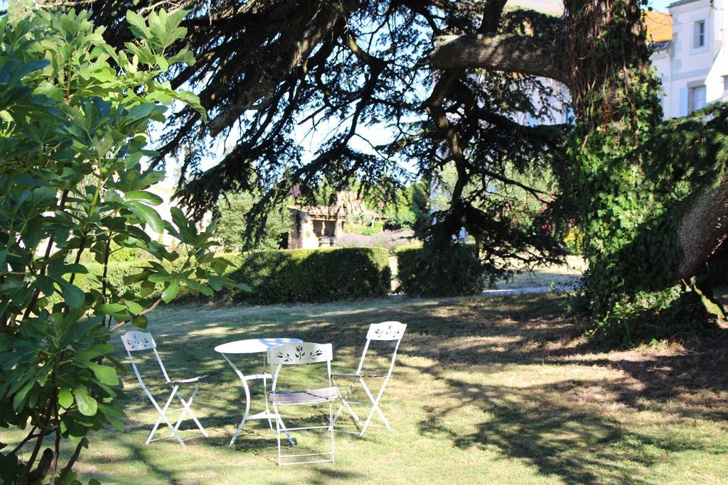 Chateau De Villeneuve - Montolieu エクステリア 写真